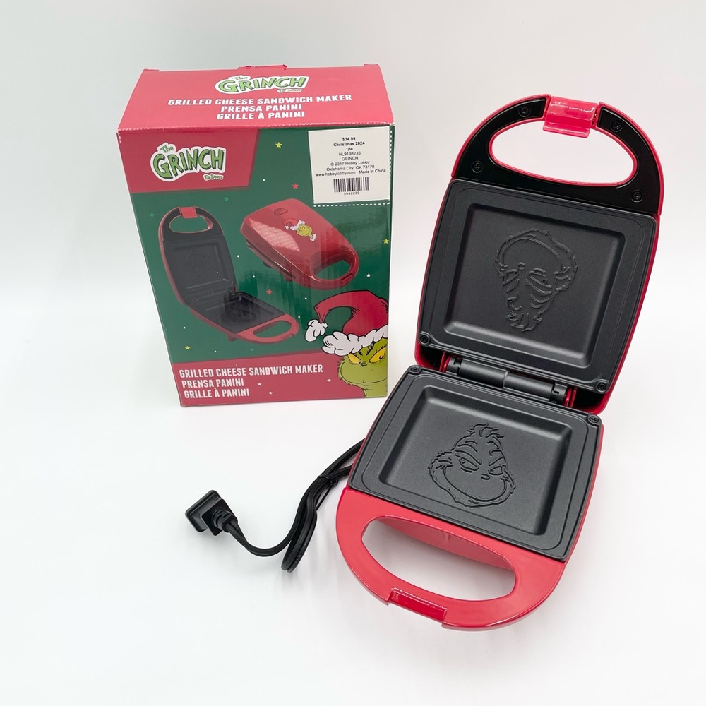 Grinch Grilled Cheese Sandwich Maker Panini Press Dr Seuss Non-Stick Plates